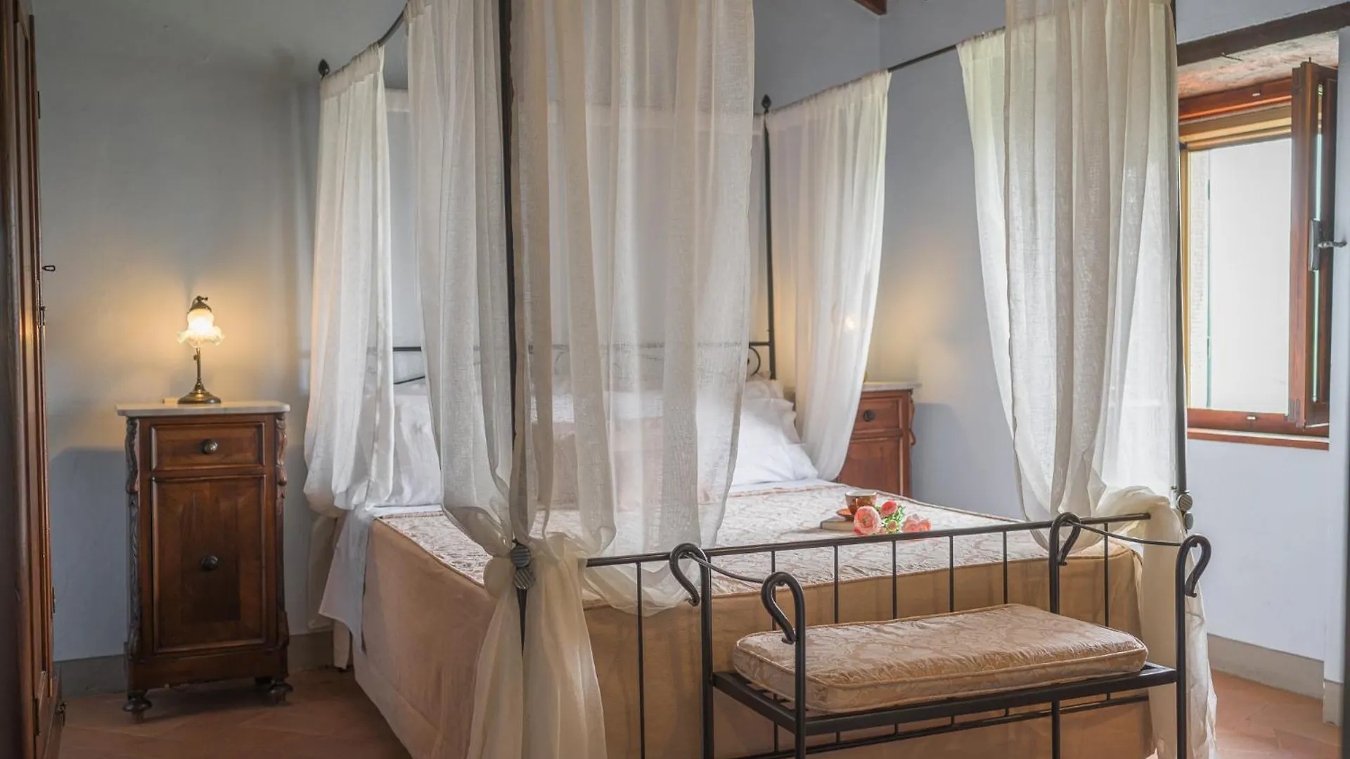 קורטונה Villa Casale Della Torre 0*,