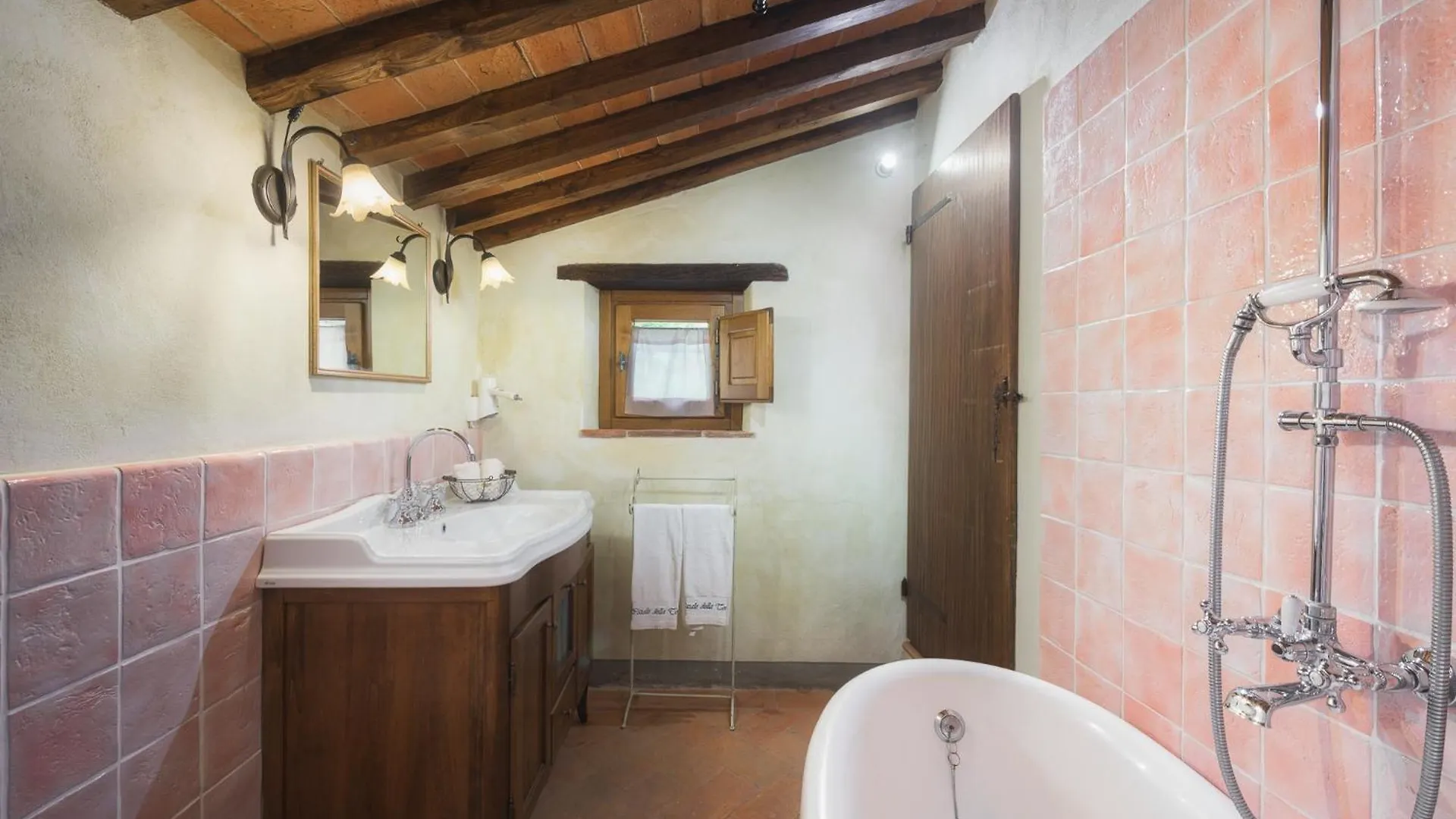Villa Casale Della Torre 코르토나